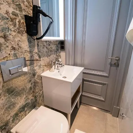 Apartment The Beyoglu Plus Istanbul